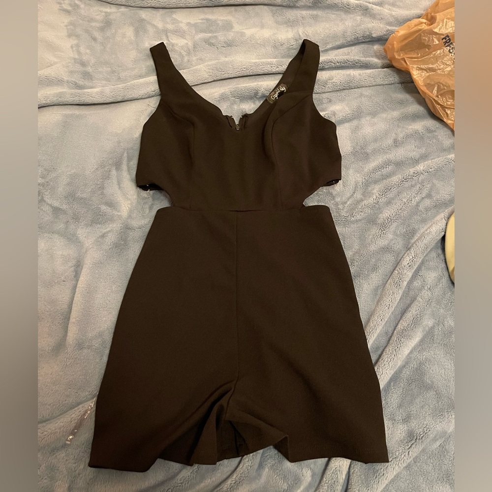 Women’s black romper medium